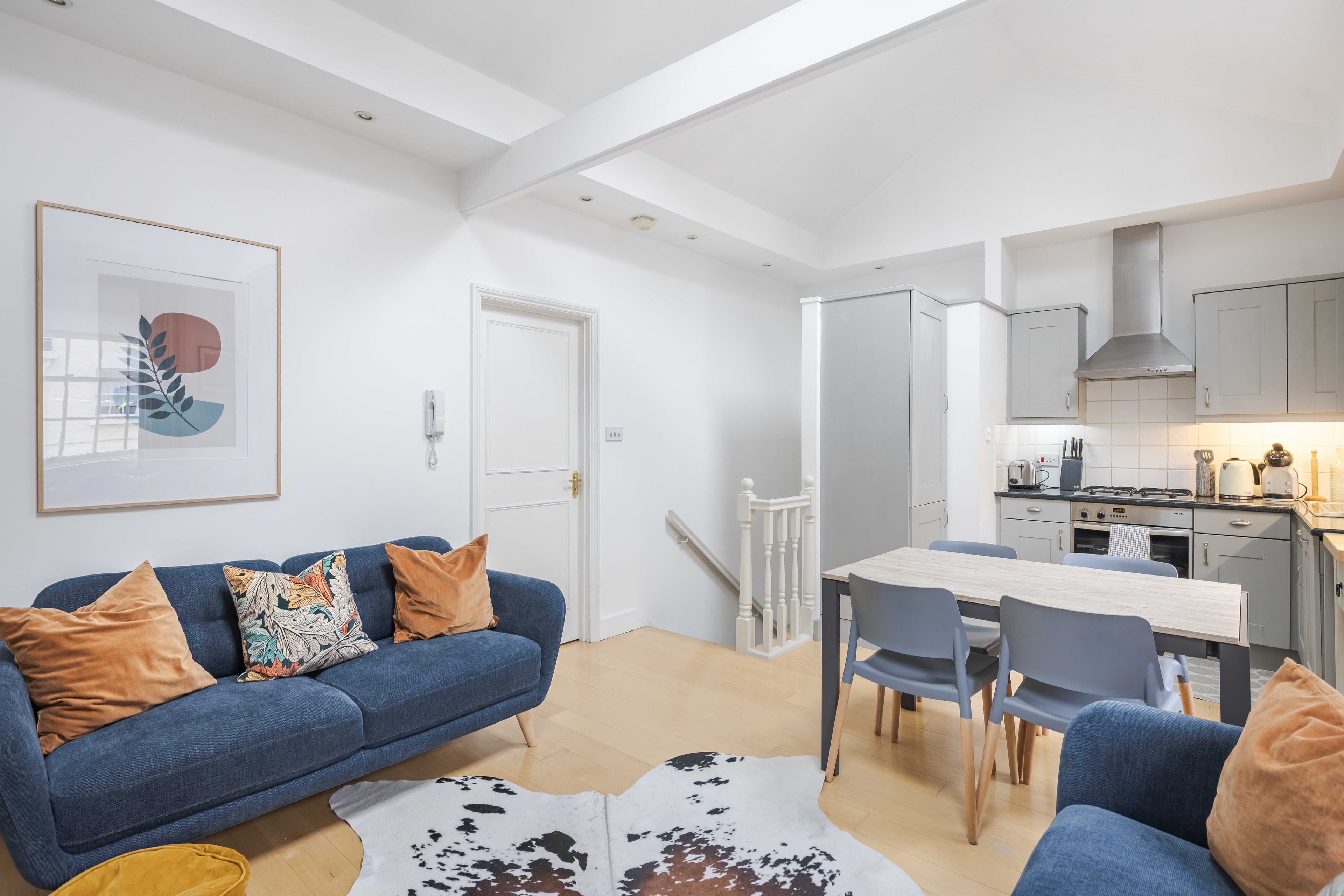 Bathurst Mews III